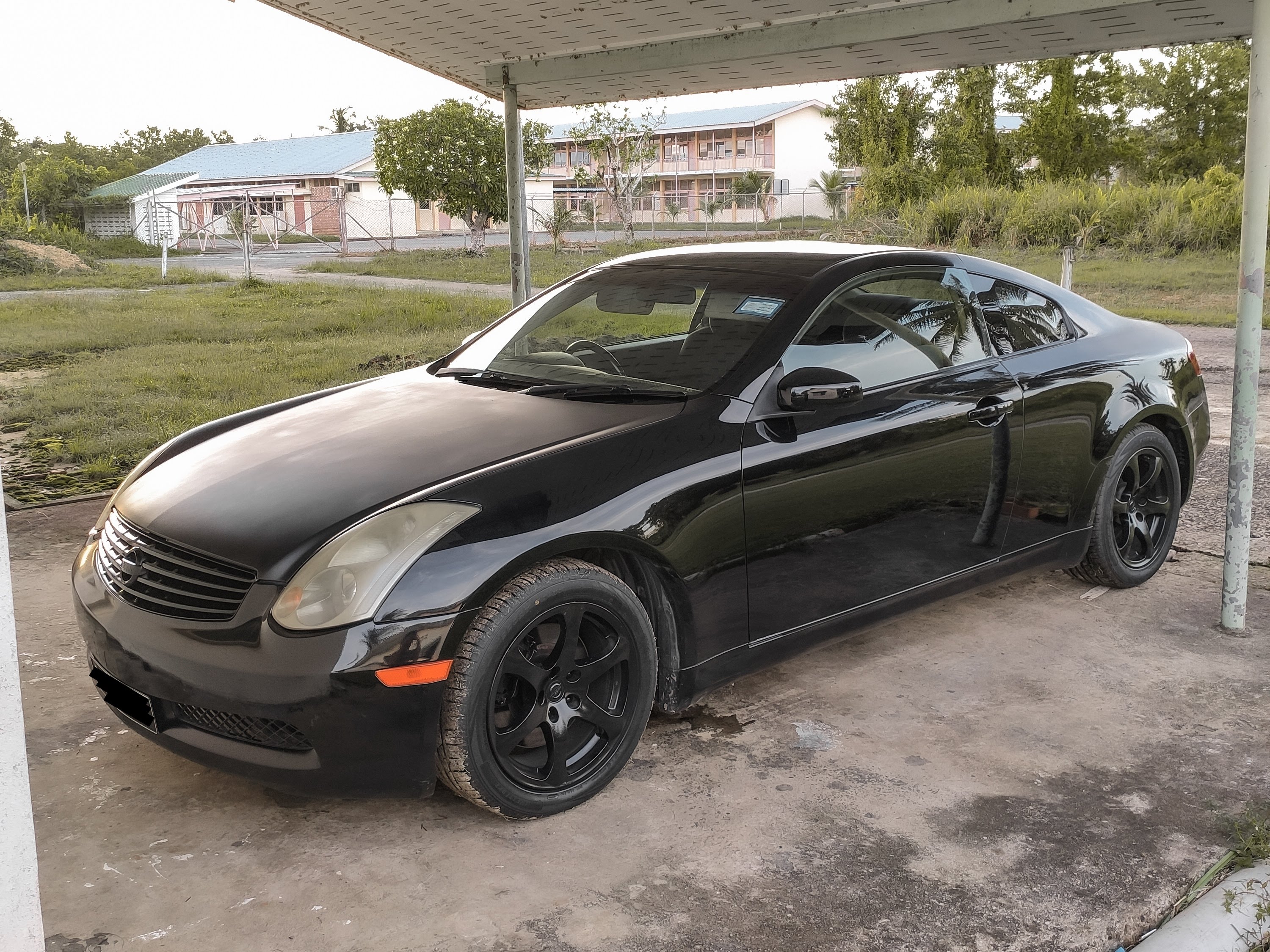 Nissan skyline 350 gt