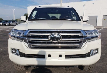 Clean Toyota Land Cruiser